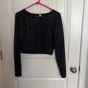 Lululemon sport crop